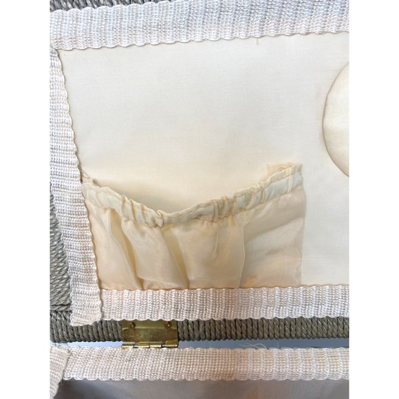 Vintage Tapestry Fabric Cushion Covered Sewing Box Basket w Handle And  Goodies - Picture 11 of 16